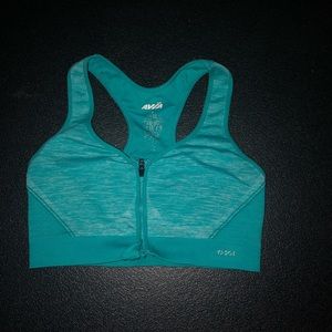Front zipper sports bra